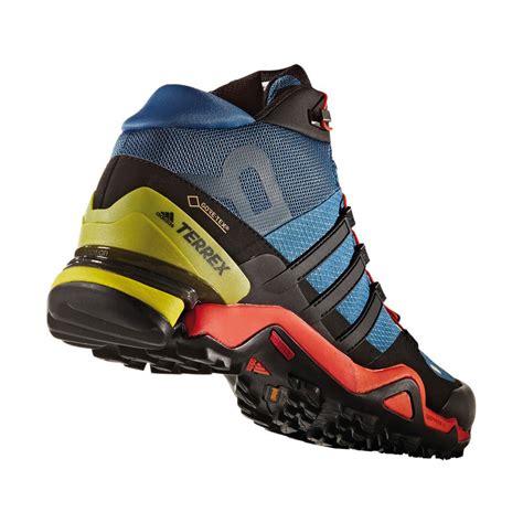 adidas terrex fast r mid gtx herren test|: Testbericht: Adidas Terrex Fast R Mid GTX .